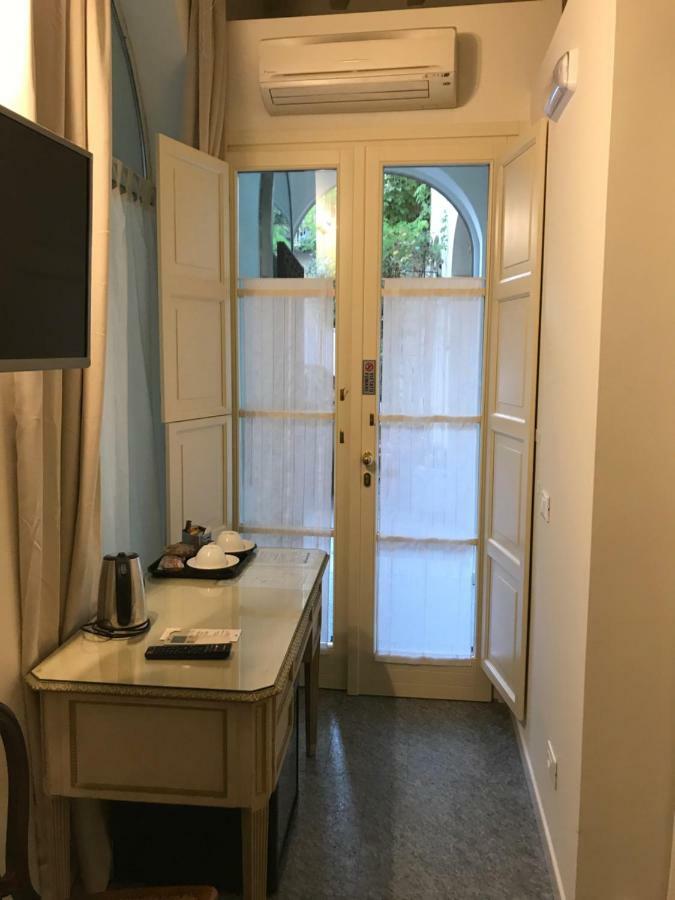 Il Cortiletto Hotell Piacenza Exteriör bild