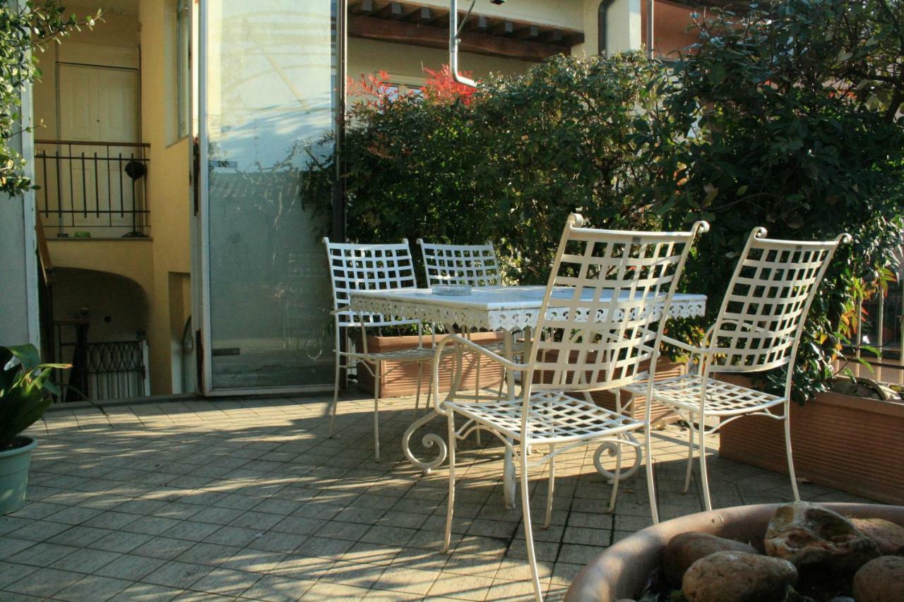 Il Cortiletto Hotell Piacenza Exteriör bild