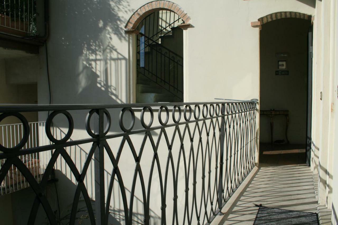 Il Cortiletto Hotell Piacenza Exteriör bild
